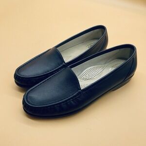 SAS Women Blue Loafer Leather Slip-On Round Toe Comfort Narrow 10.5 N